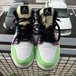 Air Jordan 1 Mid Se Lightbulb multicolor